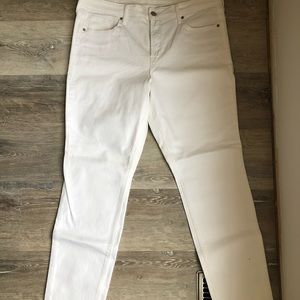 Old Navy Power Straight High Rise Size 14 Jeans